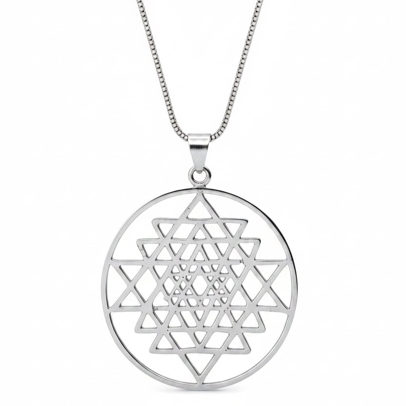 Sri Yantra ~ by Alula Boutik - alter8.com