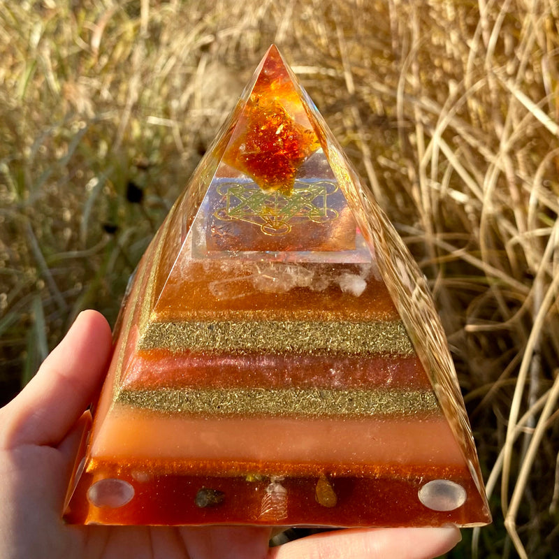 Orgonite Pyramid : Merkaba