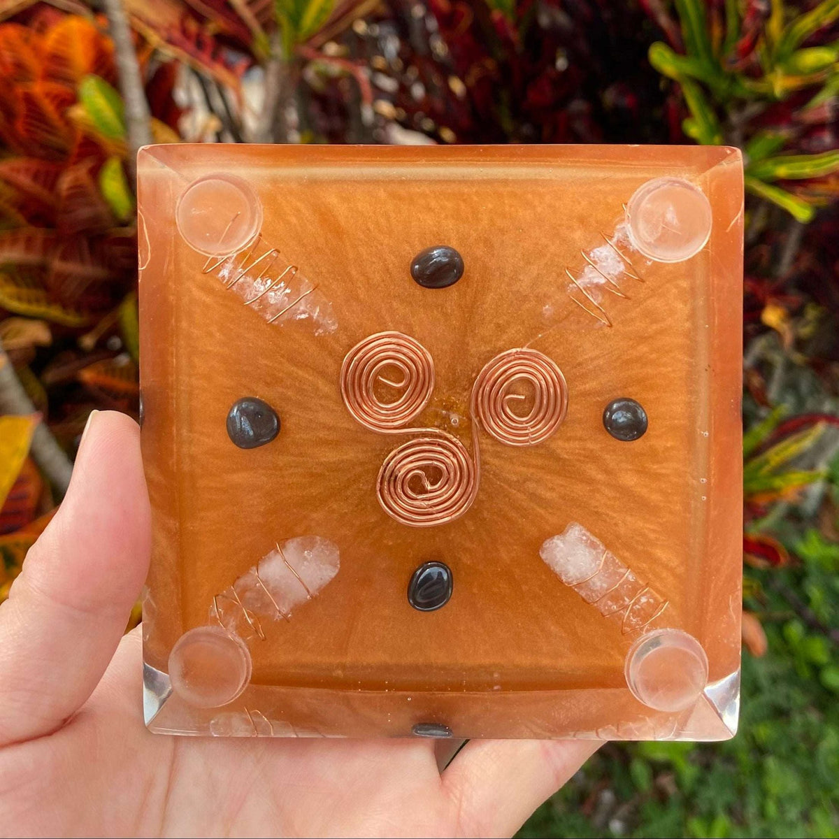 Orgonite Pyramid : Merkaba with Flower of Life