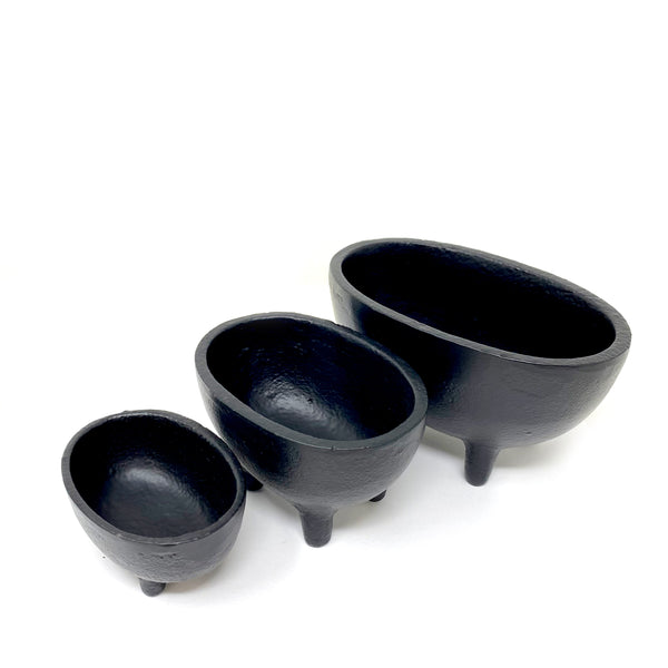 Cast Iron Tub Cauldrons - alter8.com